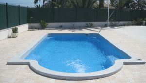 El modelo Jamaica de piscina que oferta Freedom Pools Center