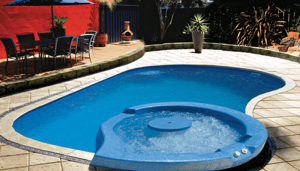El modelo Tropicada de piscinas de Freedom Pools Center