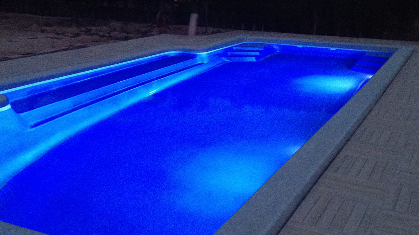 •	piscinas prefabricadas de poliester en Murcia