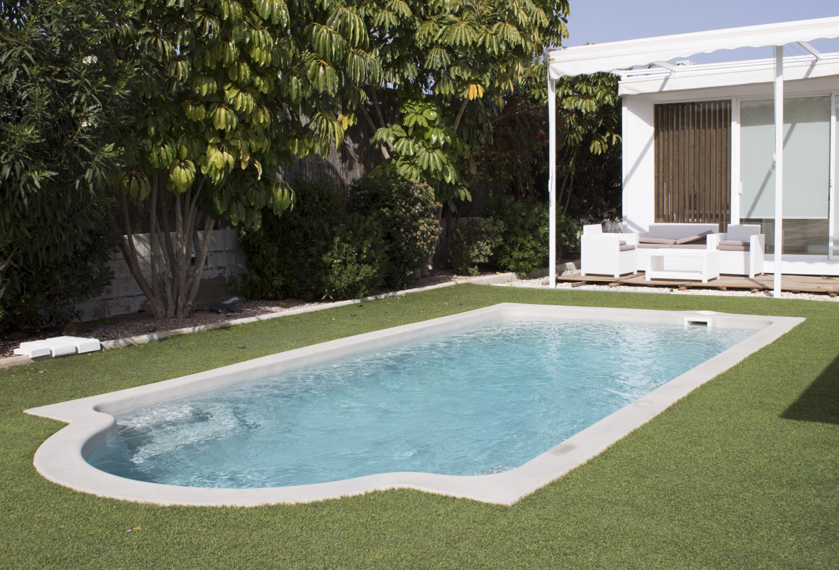 piscinas prefabricadas de fibra de vidrio en Alicante